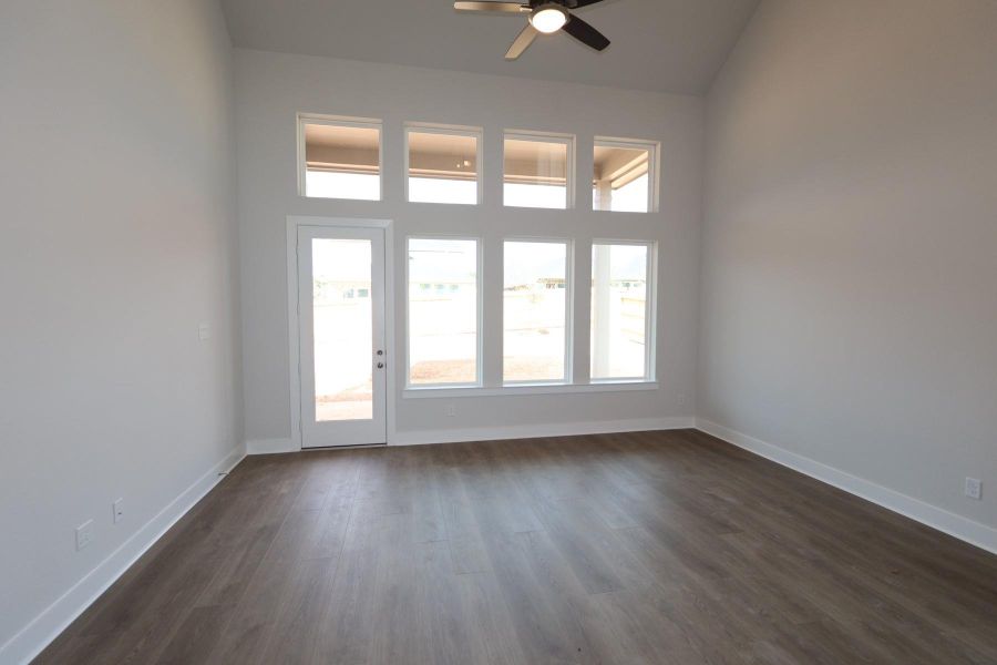 Spacious, unfurnished interior of a new home in Clopton Farms, Montgomery (Image 7). Spacious, unfurnished interior of a new home in Clopton Farms, Montgomery (Image 7).