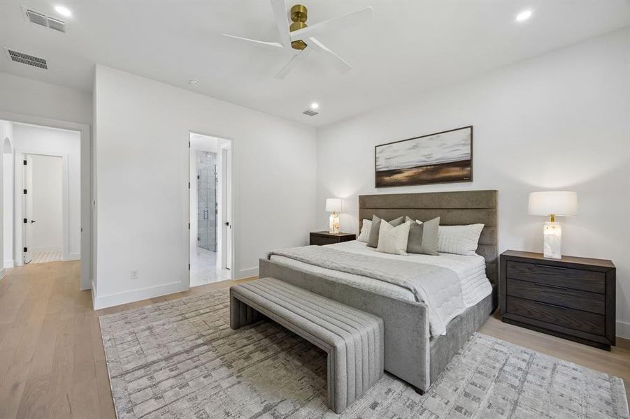 Furnished interior view inside a new home in , Dallas (Image 12).