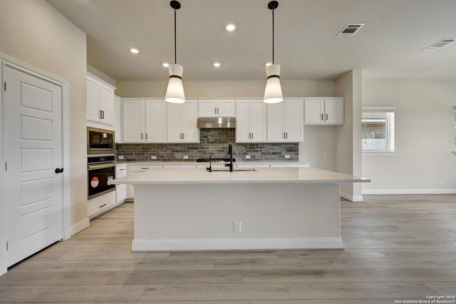 Furnished interior view inside a new home in The Crossvine 55’, Schertz (Image 11).