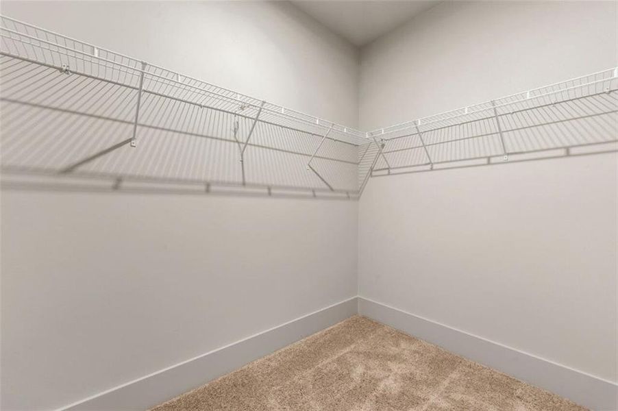 Spacious, unfurnished interior of a new home in SteepleChase, Hoschton (Image 31).