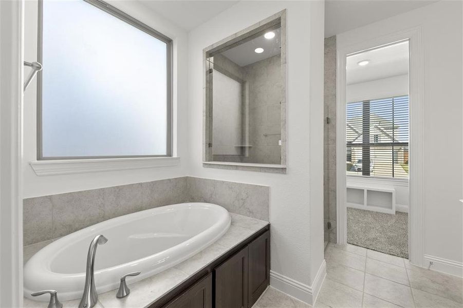 8505 Brookhaven  Bath 2