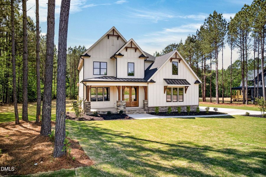 11-web-or-mls-12601 Burgess -11