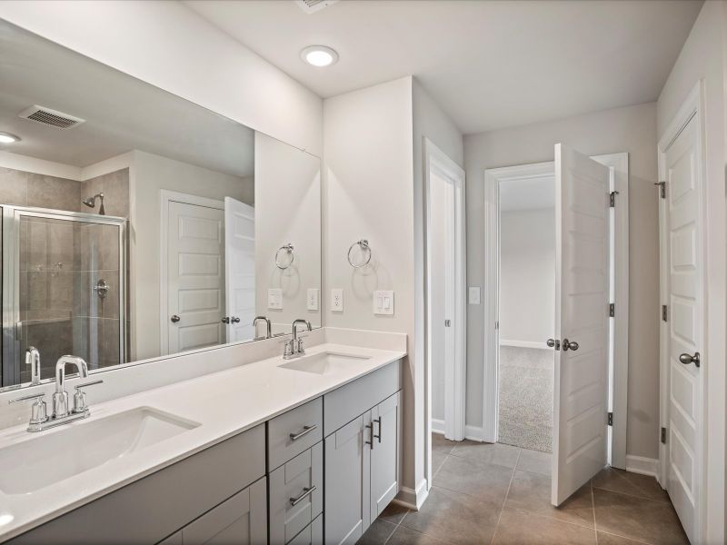 Welcome to 633 Orsman Trail