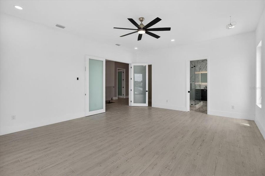 Spacious, unfurnished interior of a new home in , Safety Harbor (Image 22). Spacious, unfurnished interior of a new home in , Safety Harbor (Image 22).
