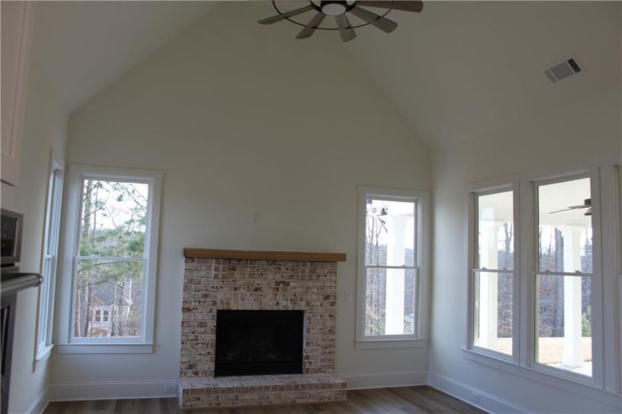 Spacious, unfurnished interior of a new home in , Milton (Image 18).