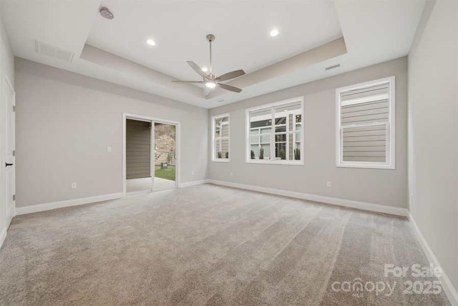 Spacious, unfurnished interior of a new home in , Hickory (Image 28). Spacious, unfurnished interior of a new home in , Hickory (Image 28).