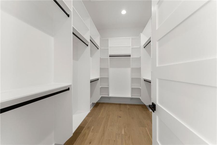 Image 41 of a home in .