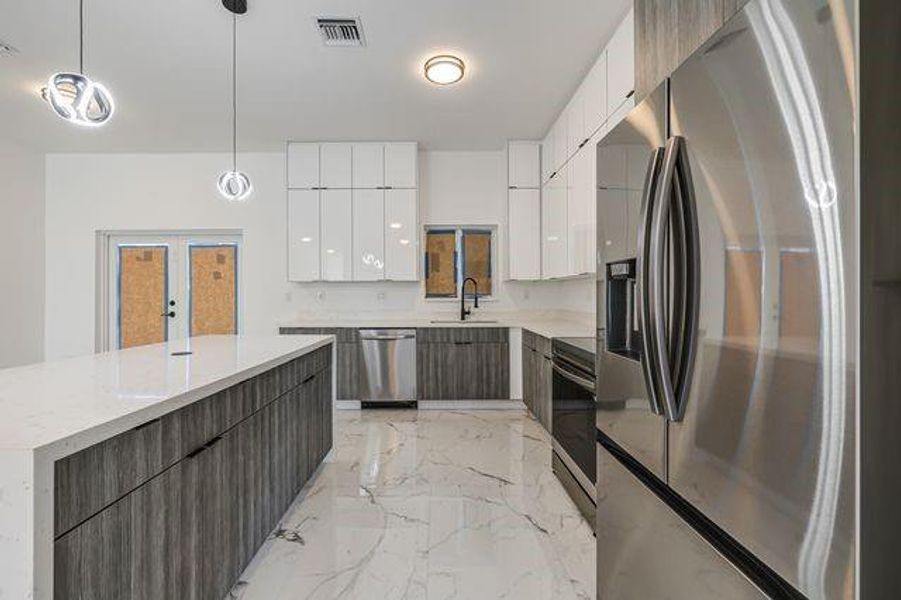 Furnished interior view inside a new home in , Fort Lauderdale (Image 3). Furnished interior view inside a new home in , Fort Lauderdale (Image 3).