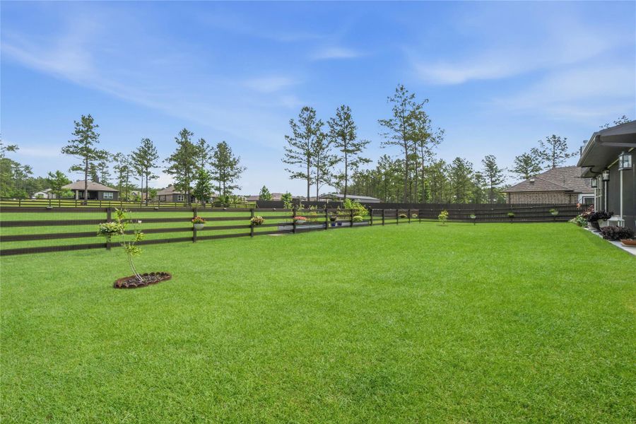 Image 41 of a home in Deer Pines.