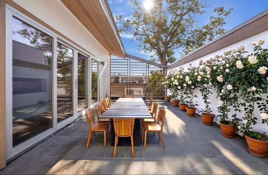 Rendering of staged oversized balcony. Rendering of staged oversized balcony.