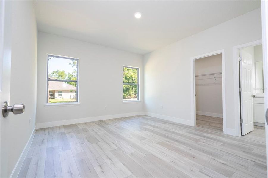Spacious, unfurnished interior of a new home in , Citrus Springs (Image 25). Spacious, unfurnished interior of a new home in , Citrus Springs (Image 25).