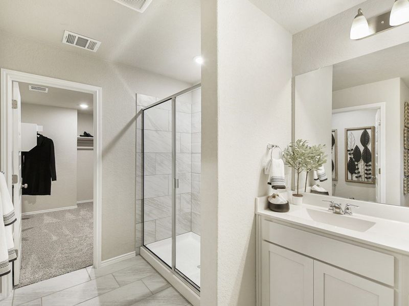 Santiago model primary bathroomat Hidden Springs in New Braunfels, TX by Century Communities