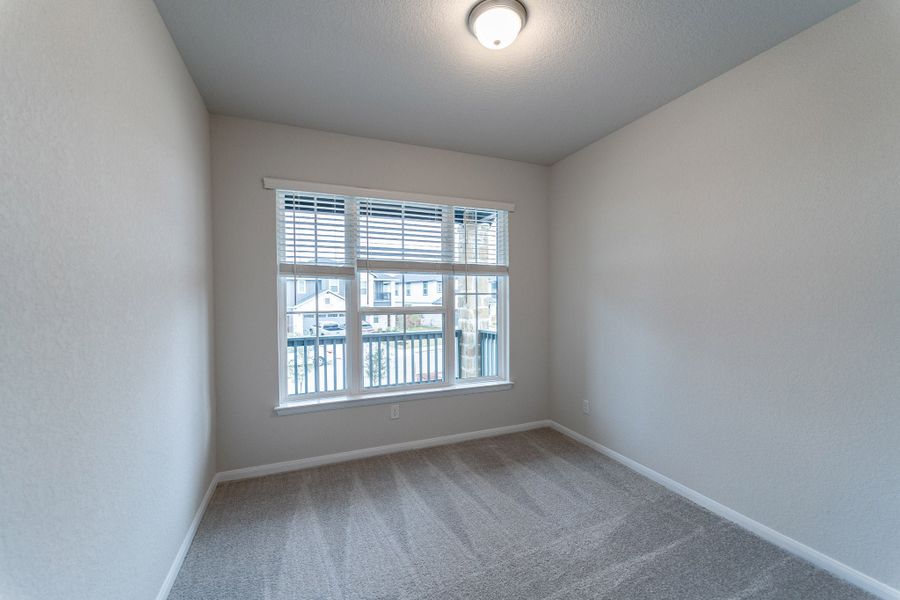 Spacious, unfurnished interior of a new home in Homestead, Schertz (Image 15).