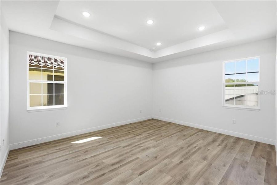 Spacious, unfurnished interior of a new home in , Haines City (Image 16).