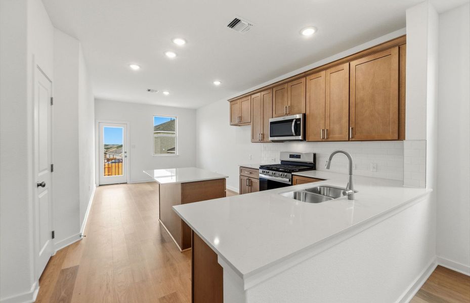 Furnished interior view inside a new home in La Cima, San Marcos (Image 11).