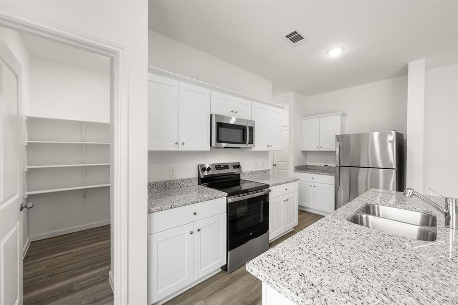 12740 Big Ranch- Kitchen-4