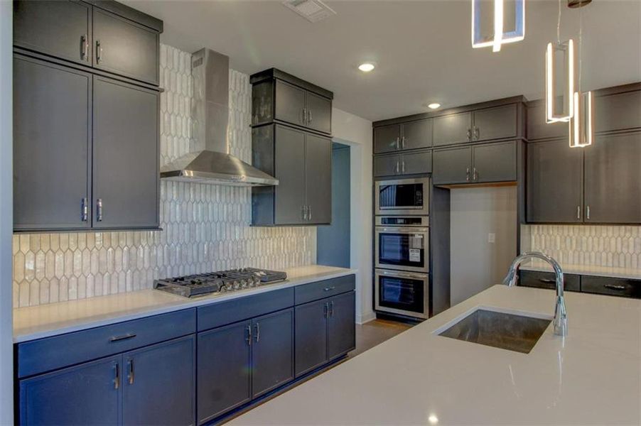 Furnished interior view inside a new home in , Conyers (Image 12).