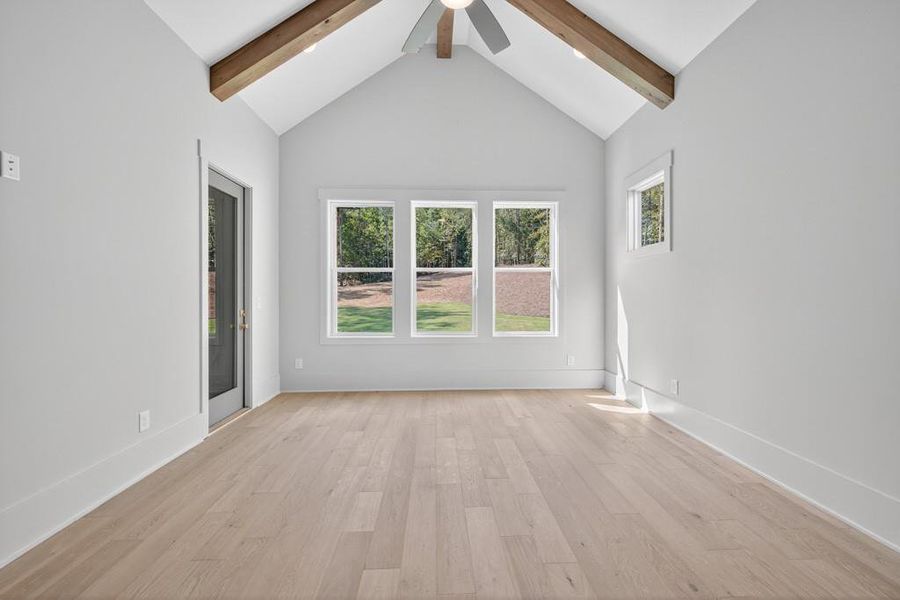 Spacious, unfurnished interior of a new home in , Jefferson (Image 45).
