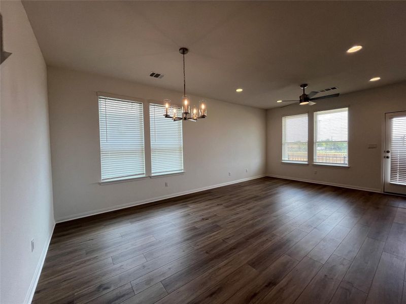Spacious, unfurnished interior of a new home in Wellspring, Hutto (Image 23). Spacious, unfurnished interior of a new home in Wellspring, Hutto (Image 23).