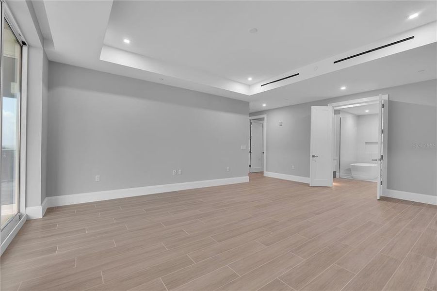 Spacious, unfurnished interior of a new home in , Sarasota (Image 21). Spacious, unfurnished interior of a new home in , Sarasota (Image 21).
