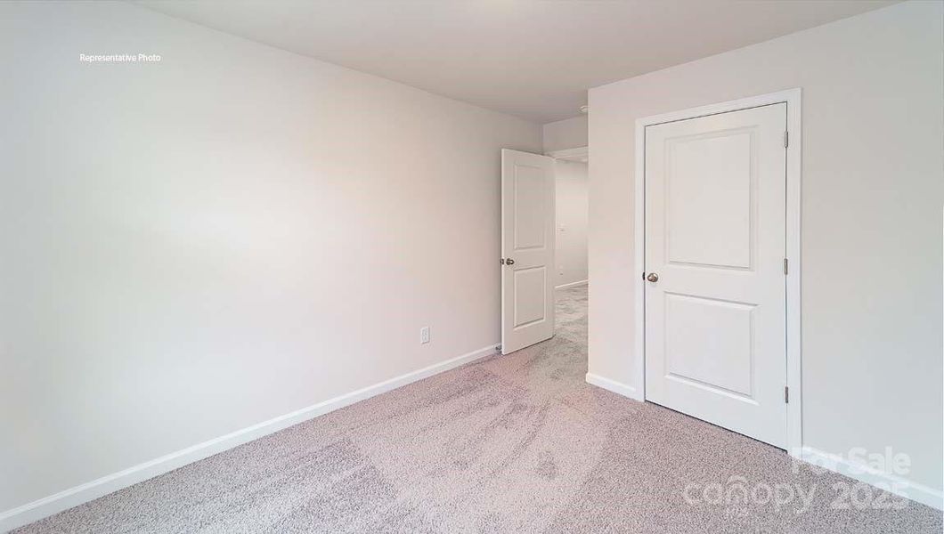 Spacious, unfurnished interior of a new home in Clark Creek Landing, Lincolnton (Image 10).