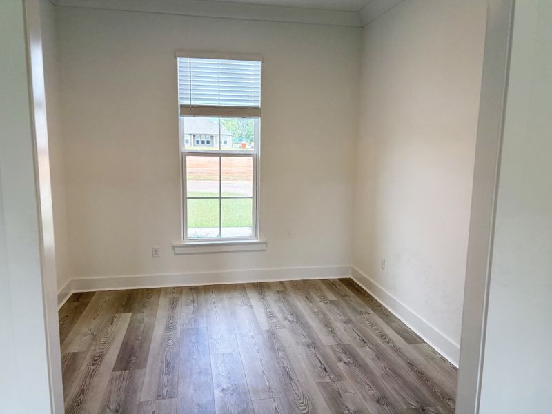 Spacious, unfurnished interior of a new home in Houston Place, Crestview (Image 14).