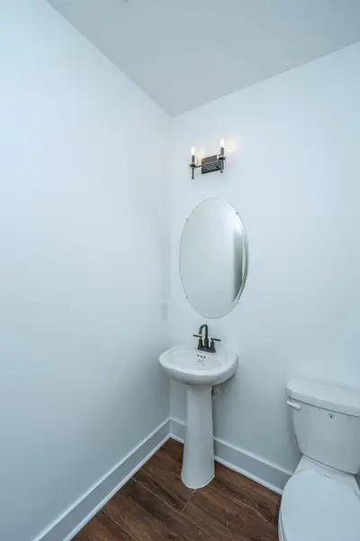Image 37 of a home in .
