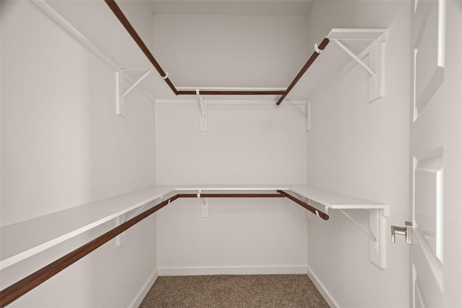 Spacious, unfurnished interior of a new home in , Houston (Image 19).