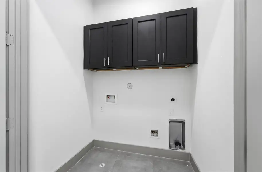 Spacious, unfurnished interior of a new home in , Houston (Image 23). Spacious, unfurnished interior of a new home in , Houston (Image 23).