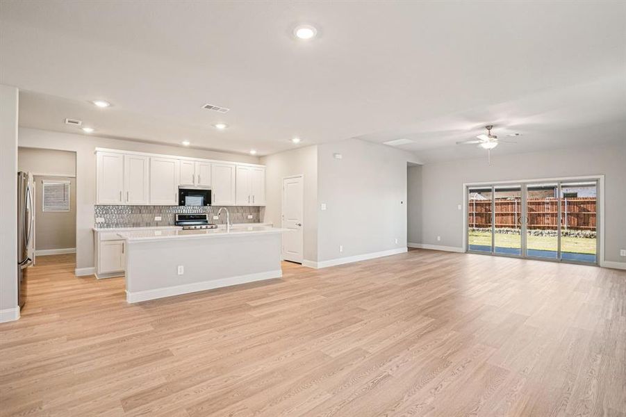 Photo is not of the actual home, but is an inspirational photo of builder’s model home and may depict options, furnishings, and/or decorator features that are not included.