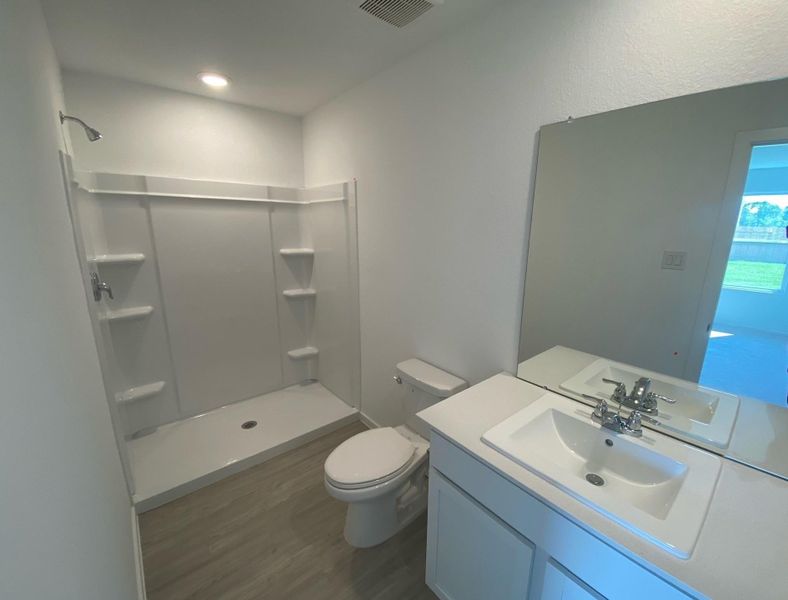 **Photos are representative only. This is not the actual homesite.** **Photos are representative only. This is not the actual homesite.**