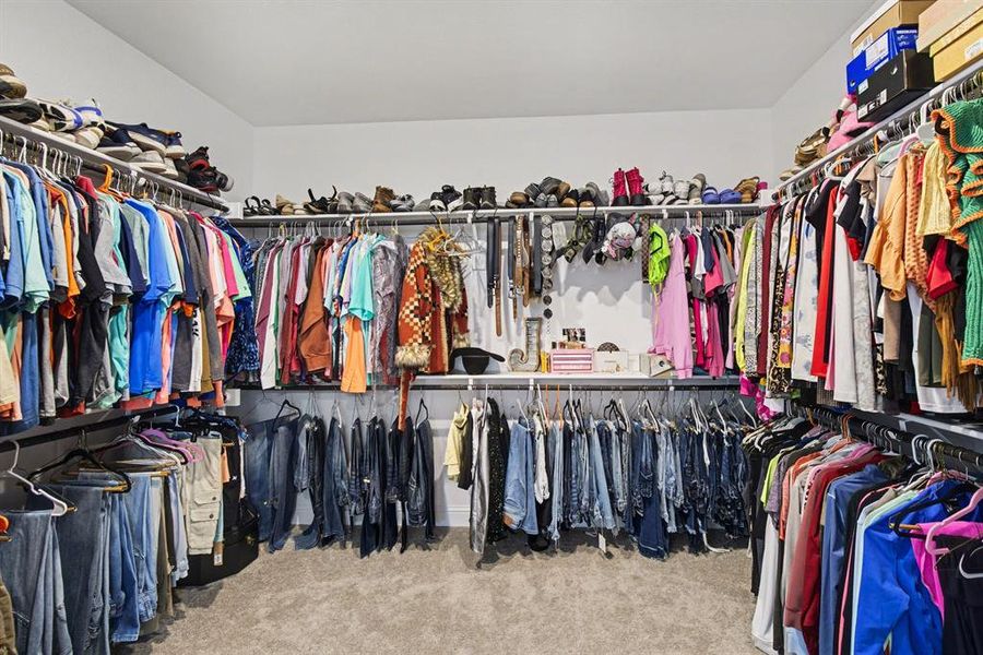 Close-up of interior finishes inside a home in Silo Mills, Joshua (Image 20).