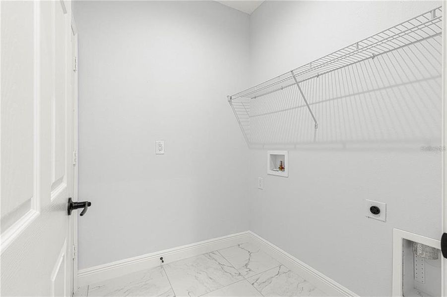 Spacious, unfurnished interior of a new home in , Summerfield (Image 20).