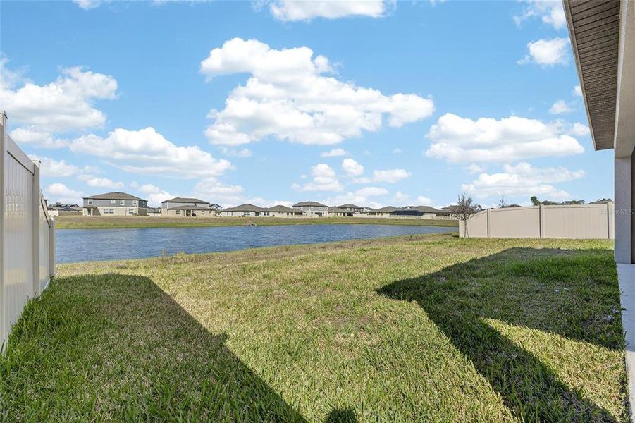 Exterior details and patio area of a home in Balm Grove, Wimauma (Image 32).