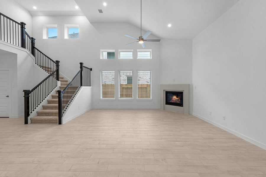 Spacious, unfurnished interior of a new home in Grand Mason Crossing, Katy (Image 12). Spacious, unfurnished interior of a new home in Grand Mason Crossing, Katy (Image 12).
