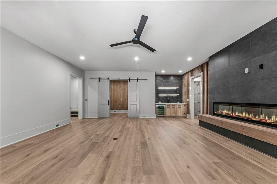 Spacious, unfurnished interior of a new home in , Greensboro (Image 23).
