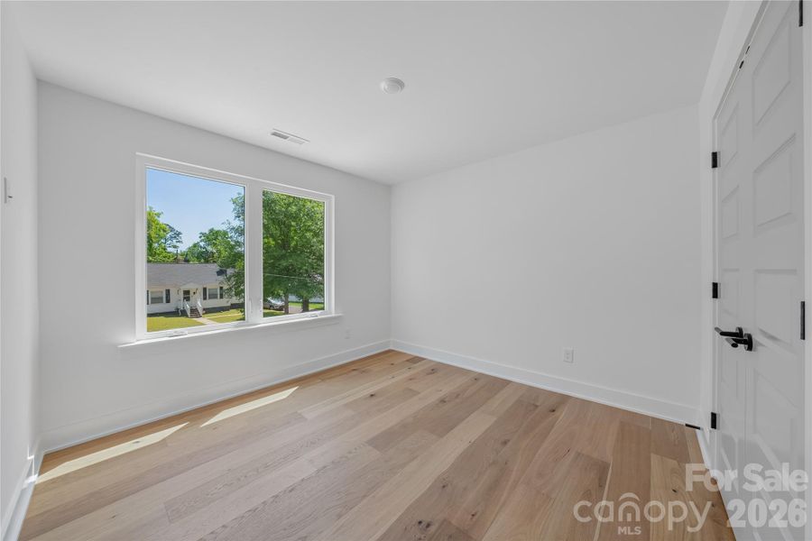 Spacious, unfurnished interior of a new home in , Charlotte (Image 26).