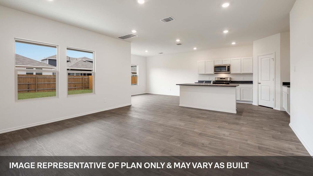 Spacious, unfurnished interior of a new home in Durango, Mustang Ridge (Image 9).