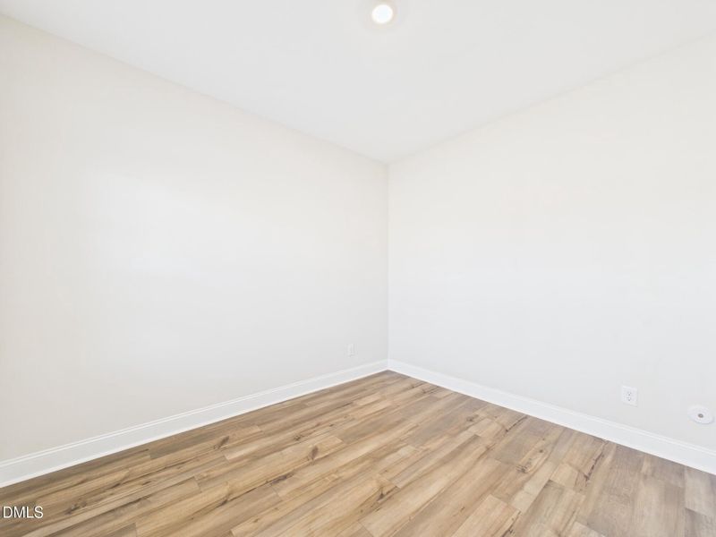 CAM01608G0-PR0122-STILL005