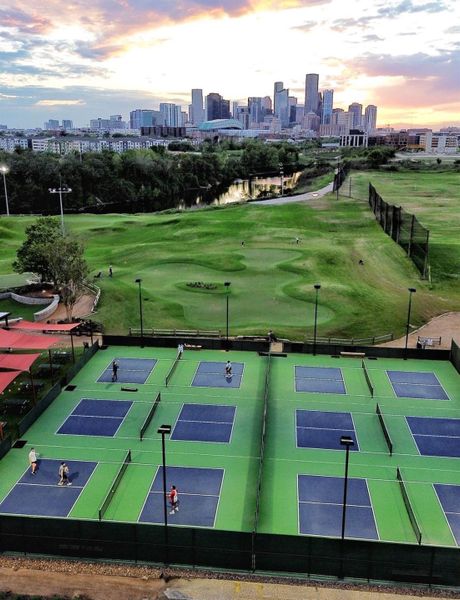 East River 9 & Pickle Ball courts