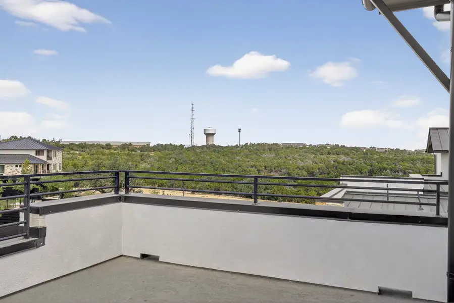 Image 34 of a home in Milky Way at River Place.