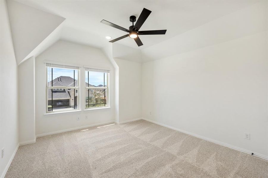 Spacious, unfurnished interior of a new home in Creekview Meadows, Pilot Point (Image 18). Spacious, unfurnished interior of a new home in Creekview Meadows, Pilot Point (Image 18).