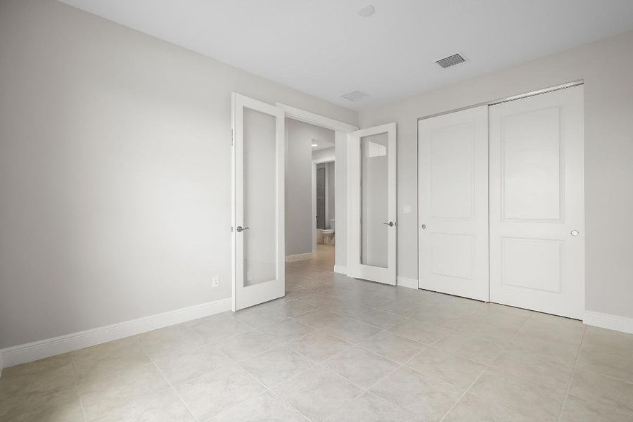 12507 SW Sunrise Lake Tr - Lucida - Den