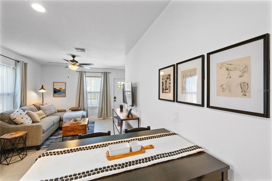 Furnished interior view inside a new home in , Tarpon Springs (Image 54).