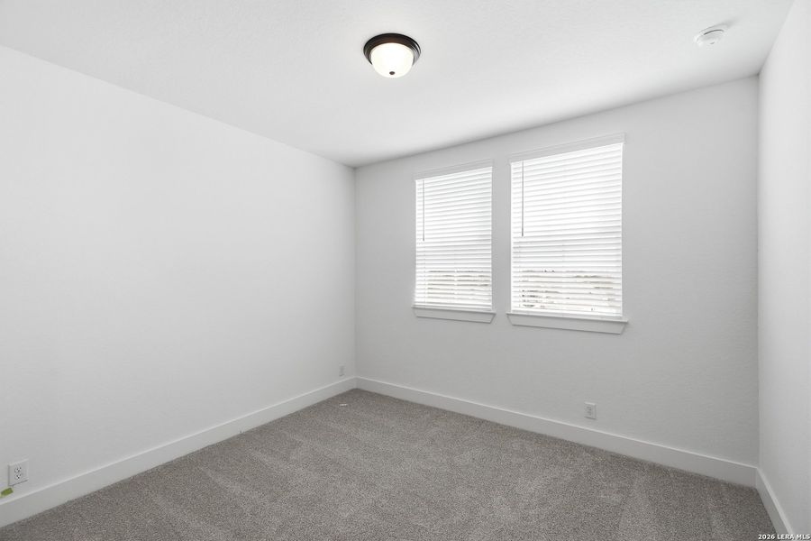 Spacious, unfurnished interior of a new home in Prominence Urban, San Antonio (Image 38).