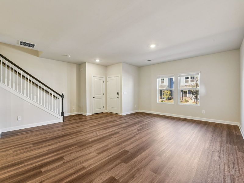 Spacious, unfurnished interior of a new home in Crossrail Station, Mooresville (Image 9).