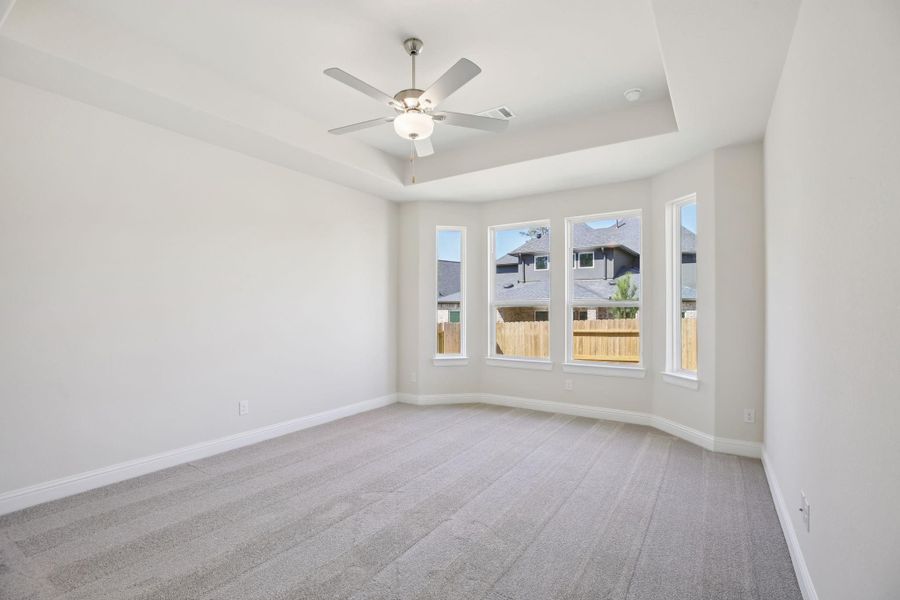 Spacious, unfurnished interior of a new home in Woodhavyn 50', Magnolia (Image 23).