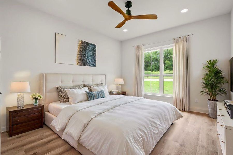 Furnished interior view inside a new home in , Weatherford (Image 13).