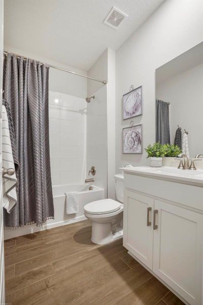 5680 Hampton Park Cir 047