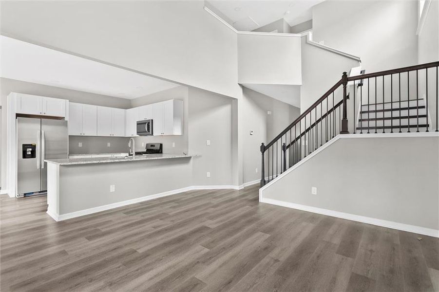 Spacious, unfurnished interior of a new home in , Stockbridge (Image 15).